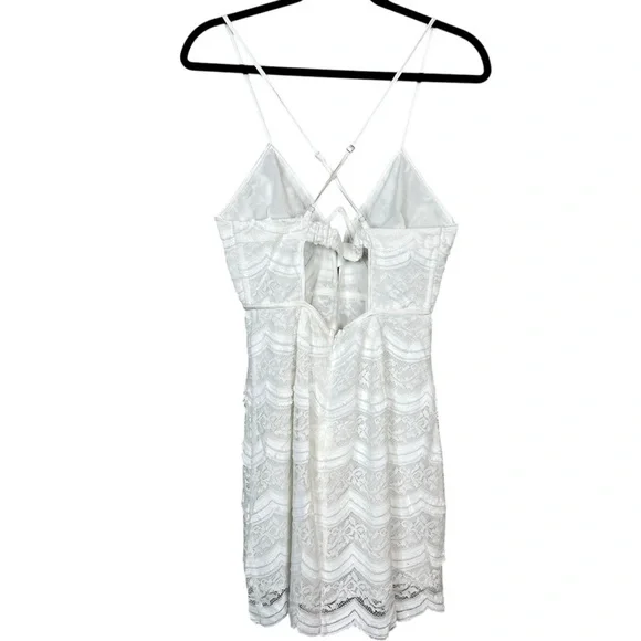 For Love and Lemons Mimi Mini White Lace Dress Size Medium NWT - Picture 6 of 9
